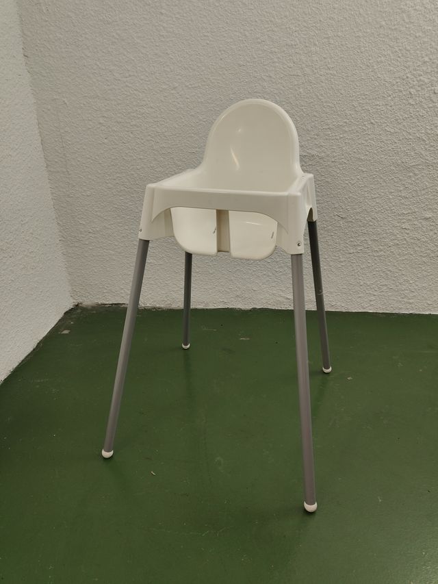 3 tronas Ikea con fundas y cojines