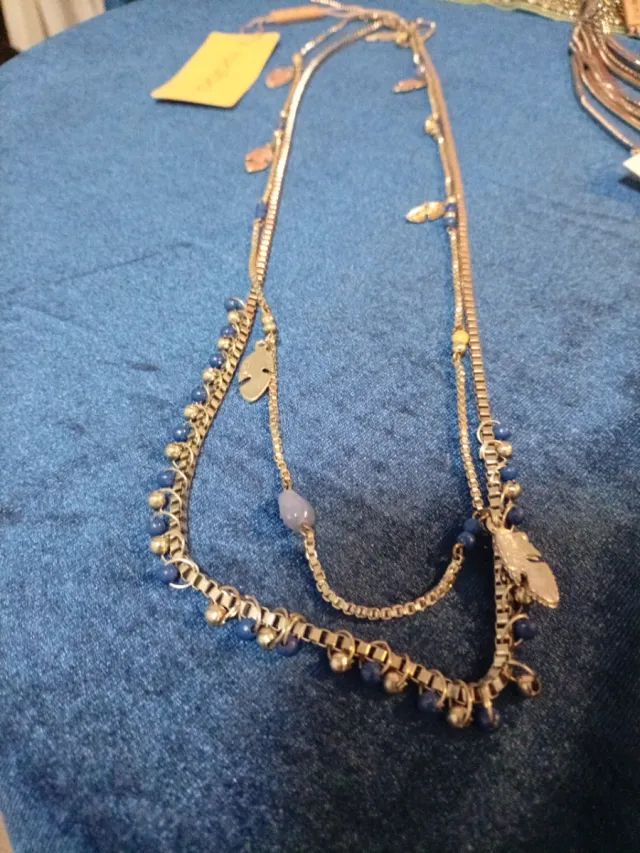 Collar de alta calidad muy ligero