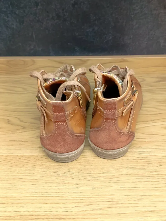 Botines Pikolinos Marrones