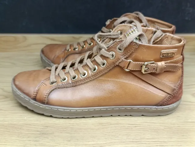 Botines Pikolinos Marrones