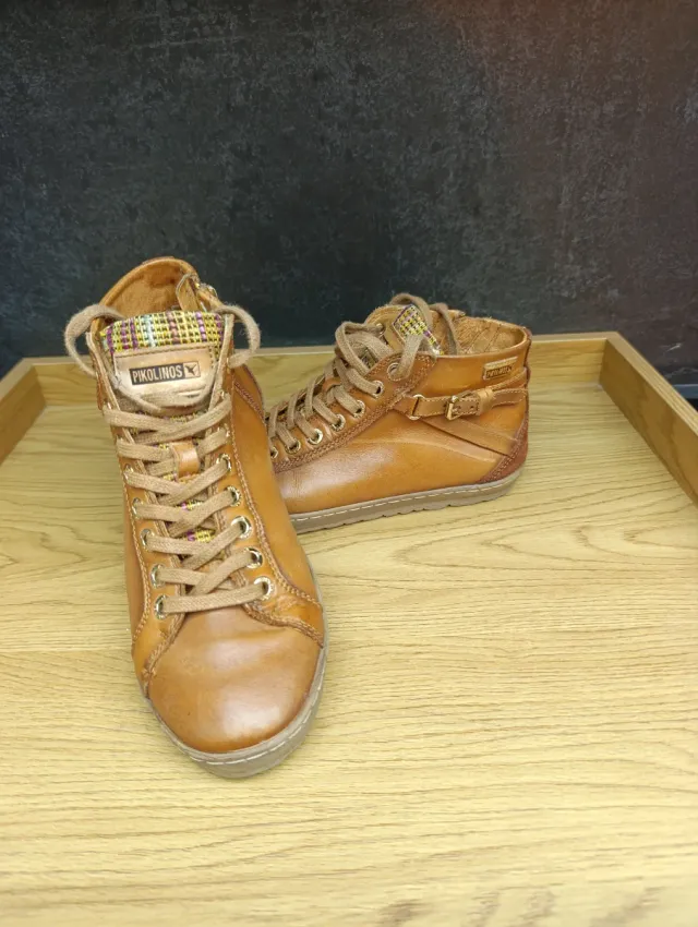 Botines Pikolinos Marrones