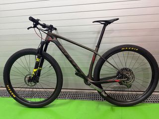 Bicicleta Scott Scale RC 900 29”