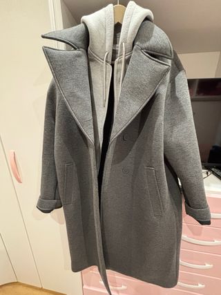 Gabardina gris con chaleco nueva