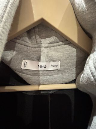 Gabardina gris con chaleco nueva