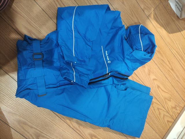 Mono de nieve y guantes para niño (8 años)