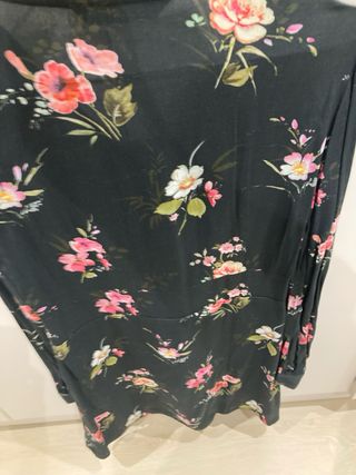 Vestido Zara flores negro
