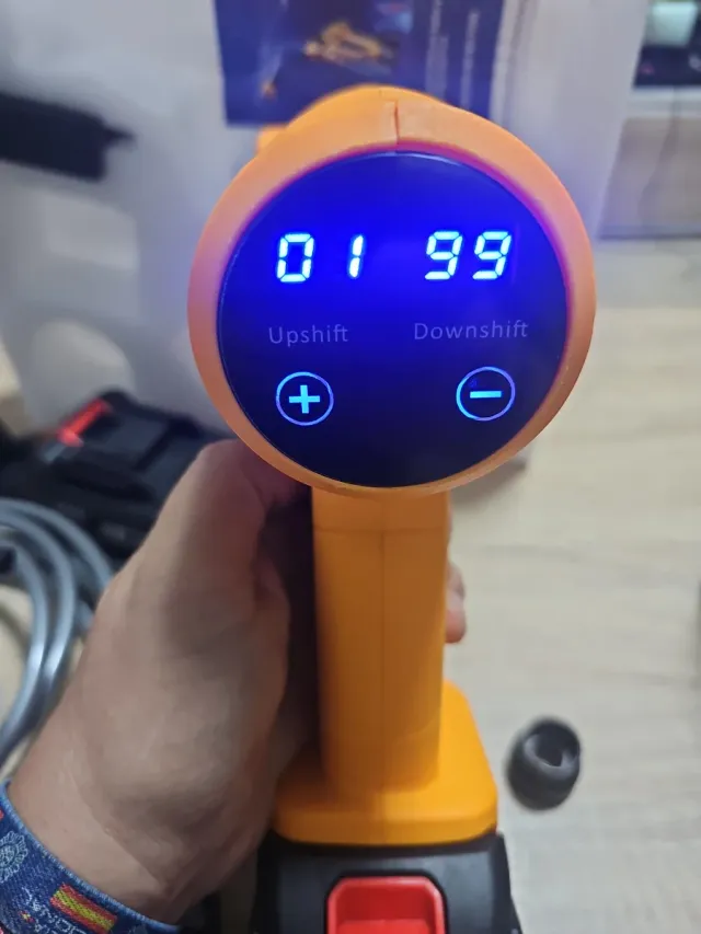 Hidrolimpiadora con 2 baterías