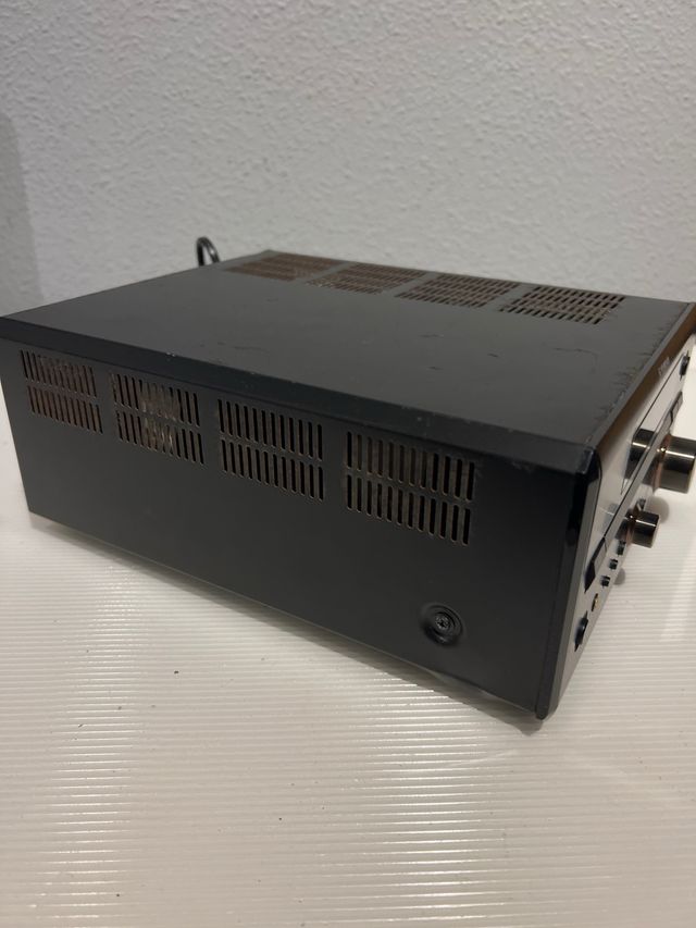 Riproduzione DVD Yamaha RDX-E700