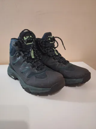 Botas de montaña Helly Hansen Negras y Verdes