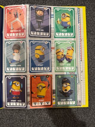 Álbum de los Minions con cartas COMPLETO