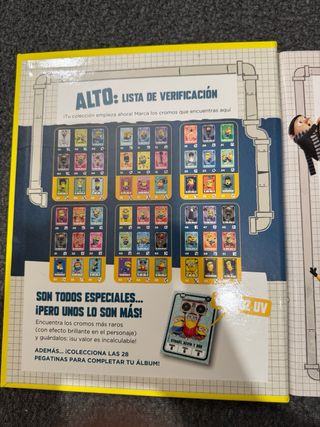 Álbum de los Minions con cartas COMPLETO