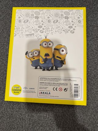 Álbum de los Minions con cartas COMPLETO