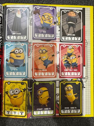 Álbum de los Minions con cartas COMPLETO