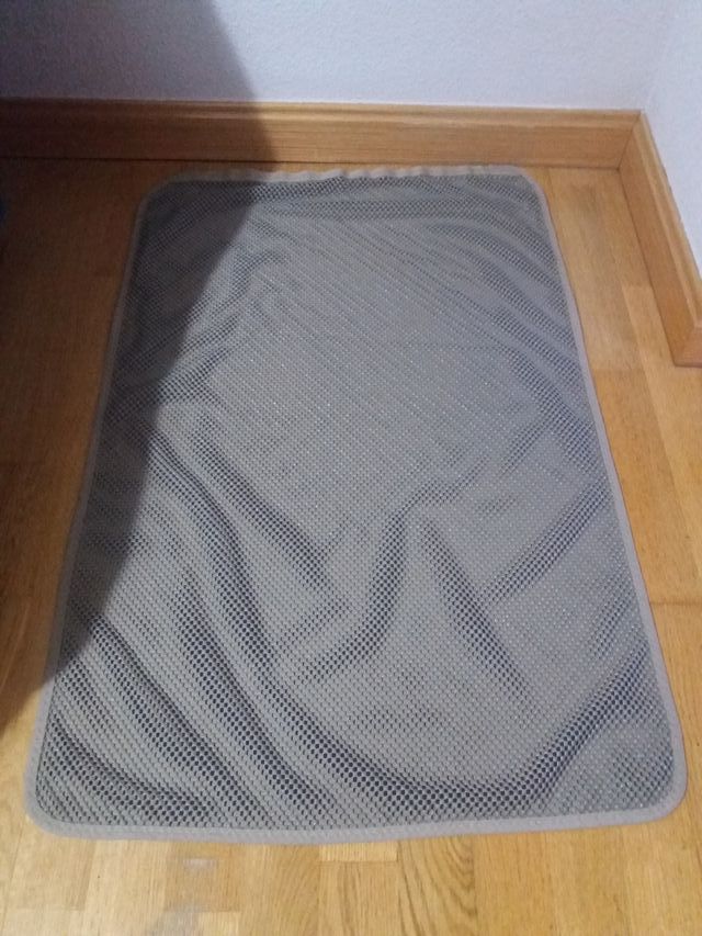 Alfombrilla para arenero de gatos