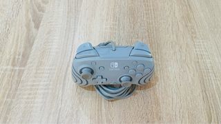 Mando Pro Nintendo Switch Gris