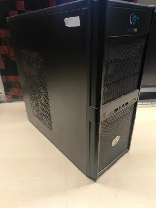 Caja VACIA PC Cooler Master TORRE Negra