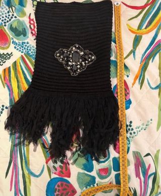 Scaldacollo elegante con decorazioni