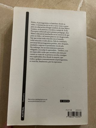 La sombra del ciprés es alargada