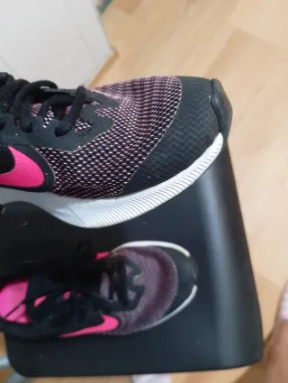 Tenis Nike 37.5 Negros y Rosa