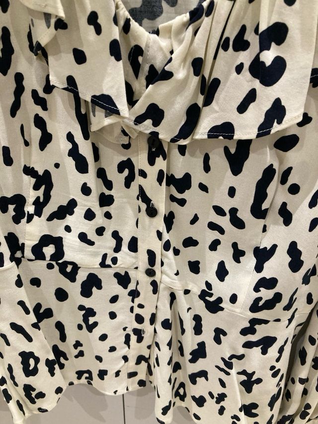 Camisa Zara Estampada Animal Print Talla M