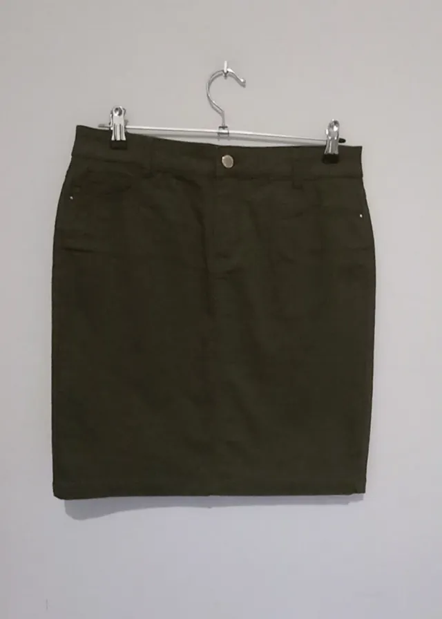 Falda Cortefiel verde talla M