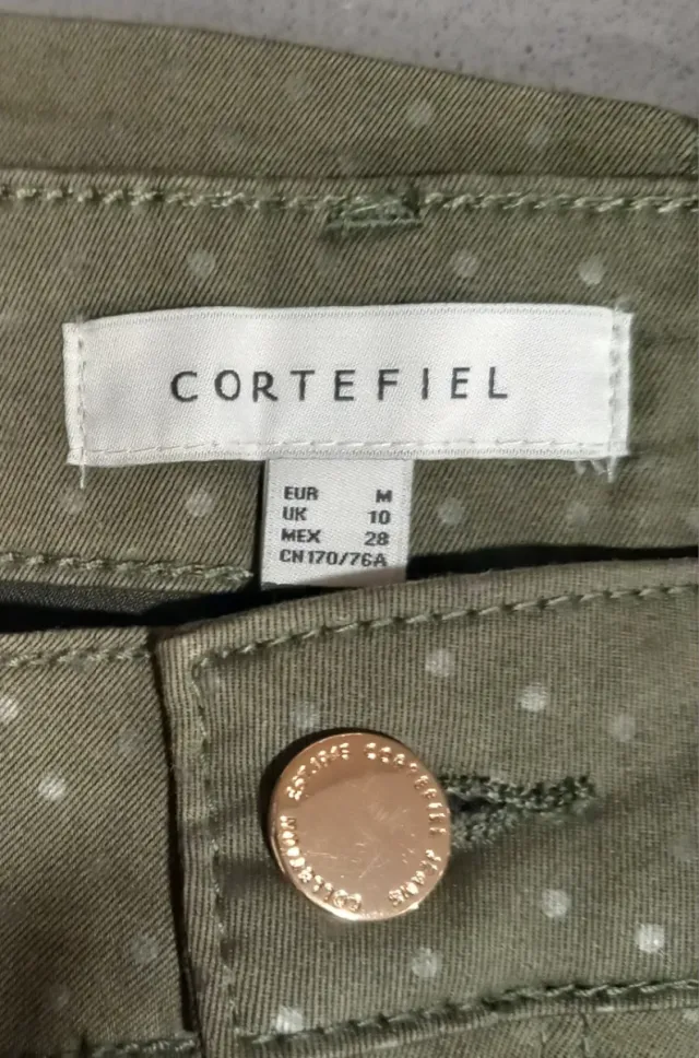 Falda Cortefiel verde talla M