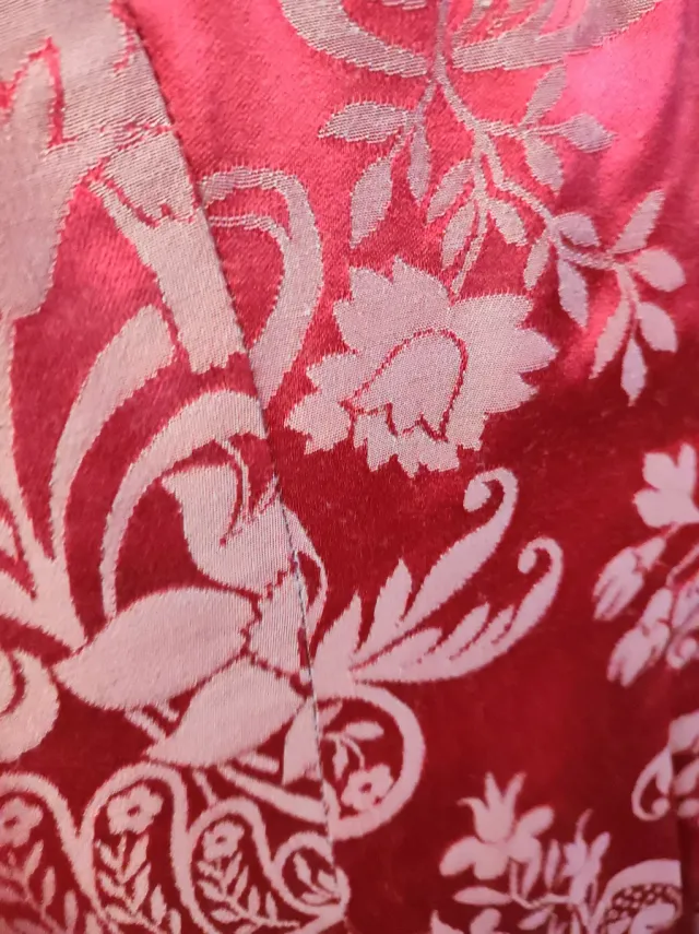 Traje Fallera Damasco Rojo y gris Talla 38