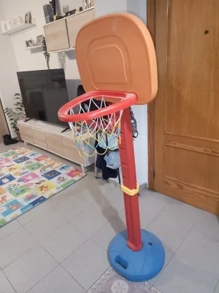 Canasta de baloncesto infantil