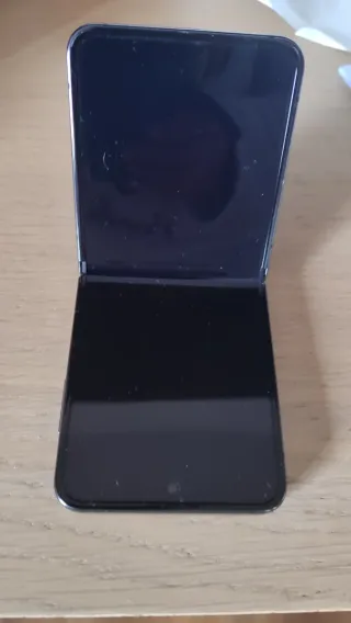 Samsung Galaxy Z Flip5 Caja Original