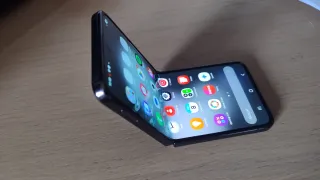 Samsung Galaxy Z Flip5 Caja Original