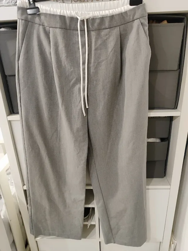 Pantalón Zara Gris