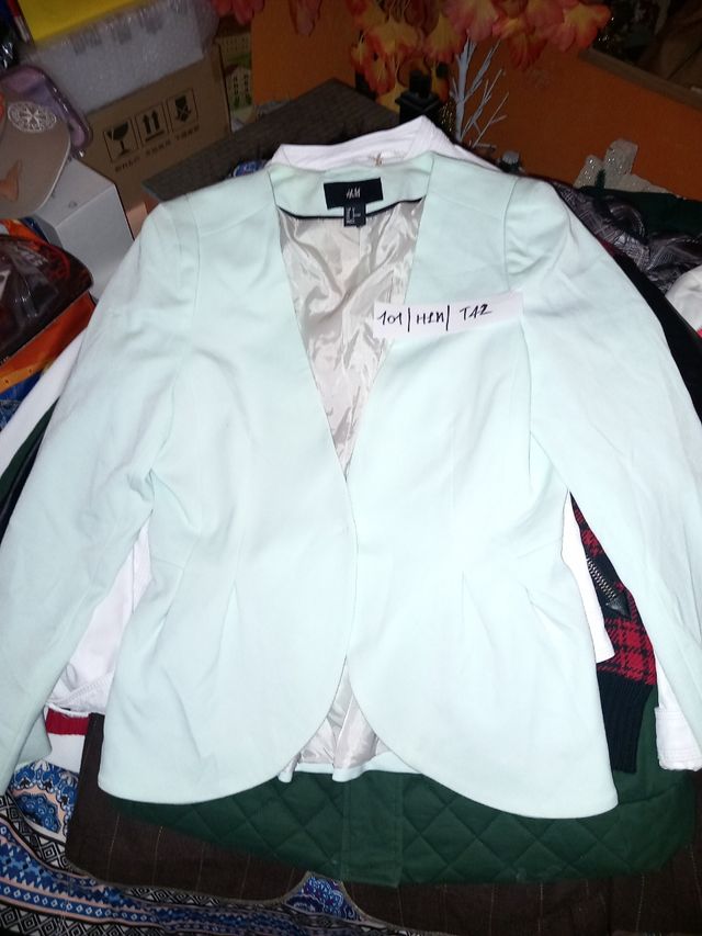 101- americana H&M - T42 azul claro