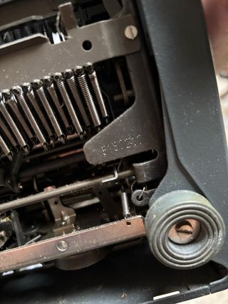 Máquina de escribir Olympia vintage