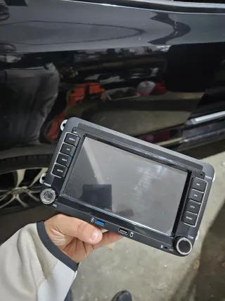 Pantalla Android Golf, Polo, Leon