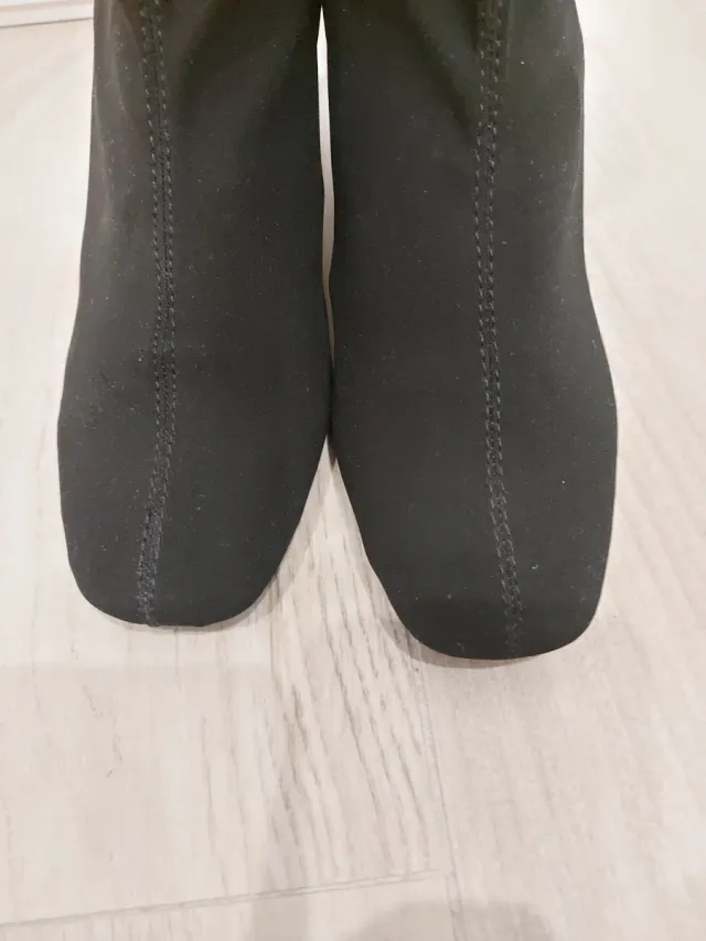 Botín elástico Bershka negro