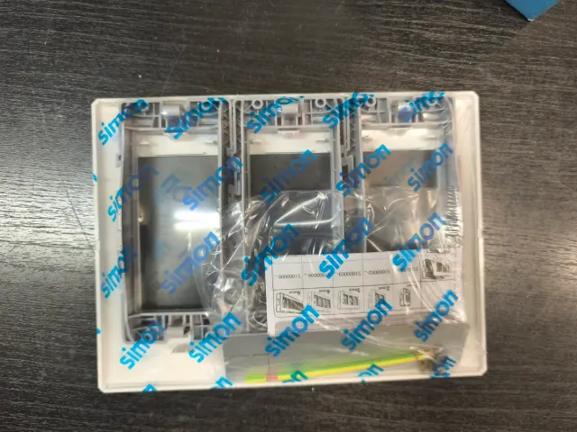 Marco Simon Cima 500 3 módulos dobles blanco