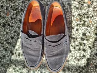 2 shoes Mocassini uomo grigi in camoscio / Vibram