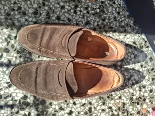 2 shoes Mocassini uomo grigi in camoscio / Vibram