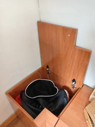 Rinconera de madera gran capacidad con tapa