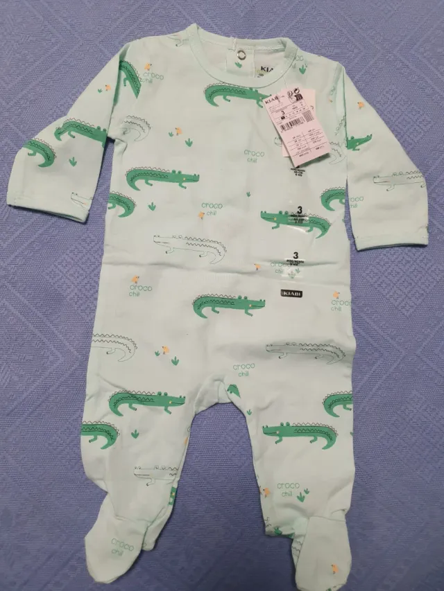 4 Pijamas sin estrenar Talla 3 Meses