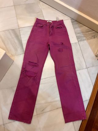 Pantalones buganvilla Pull&Bear niña rotos