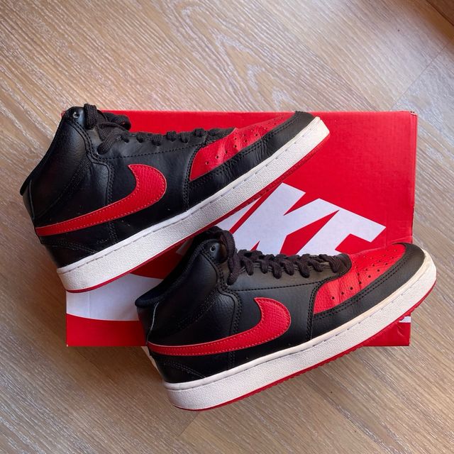 Nike Court Vision Mid T39 Rojo/Negro.Perf estado