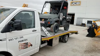 Portes OFunes. Grúa.