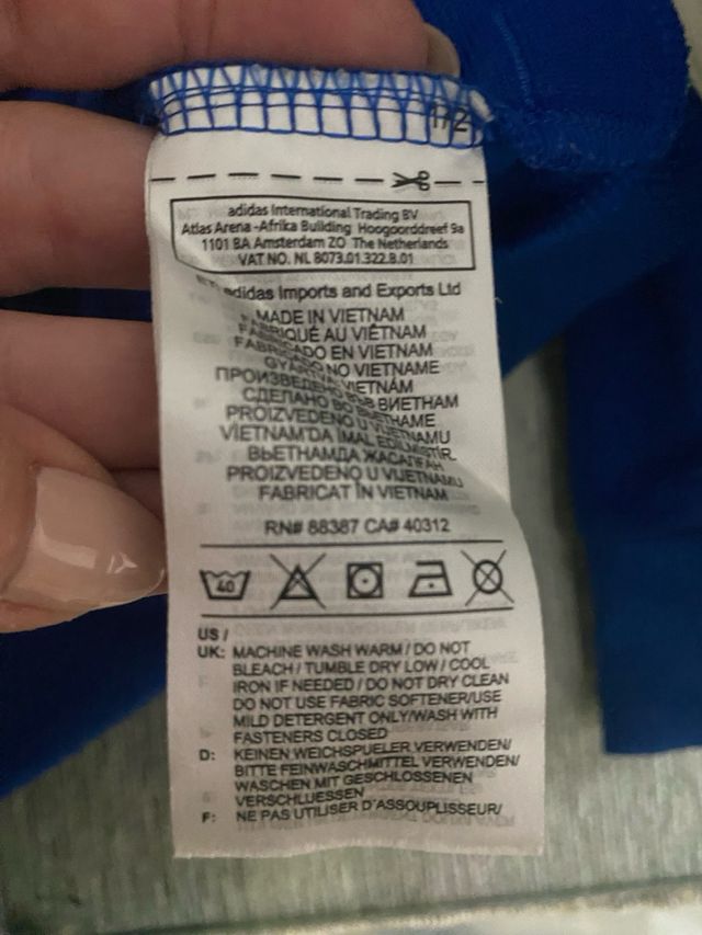 Chaqueta deportiva Adidas niño azul talla 12 años