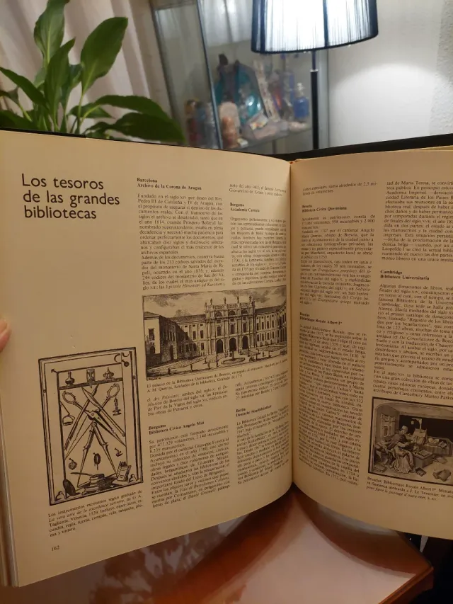 Manuscritos y miniaturas
