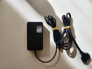 Cargador Surface Pro 39W Original Microsoft