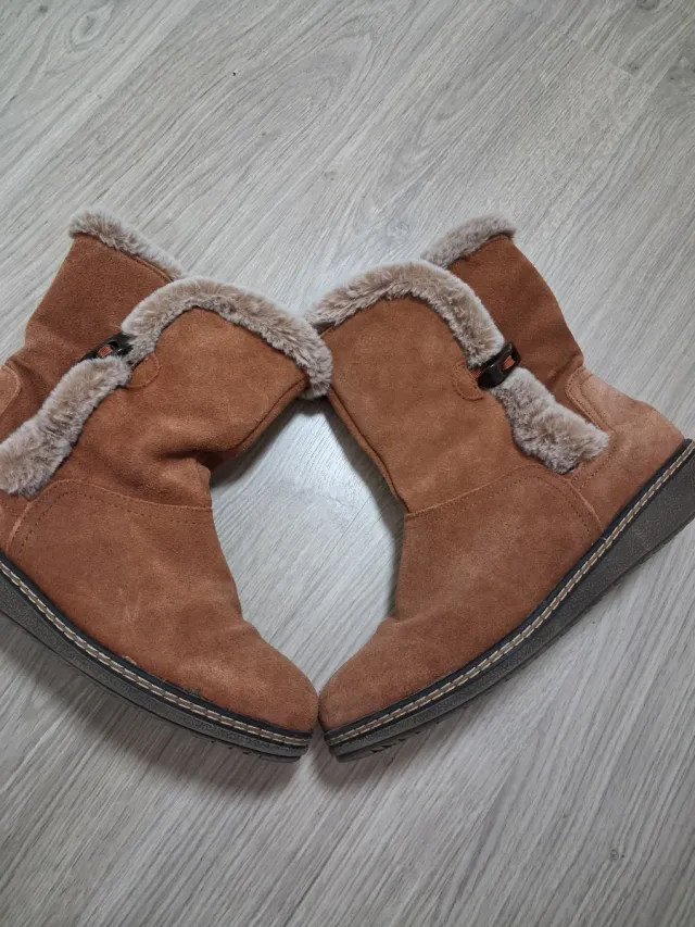 Botas marrones talla 40