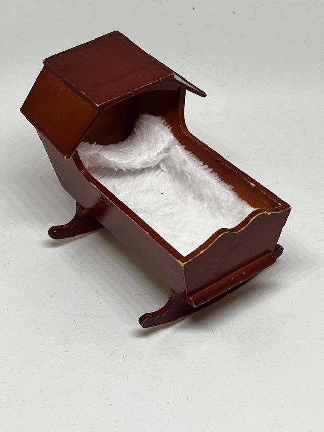 Cuna miniatura