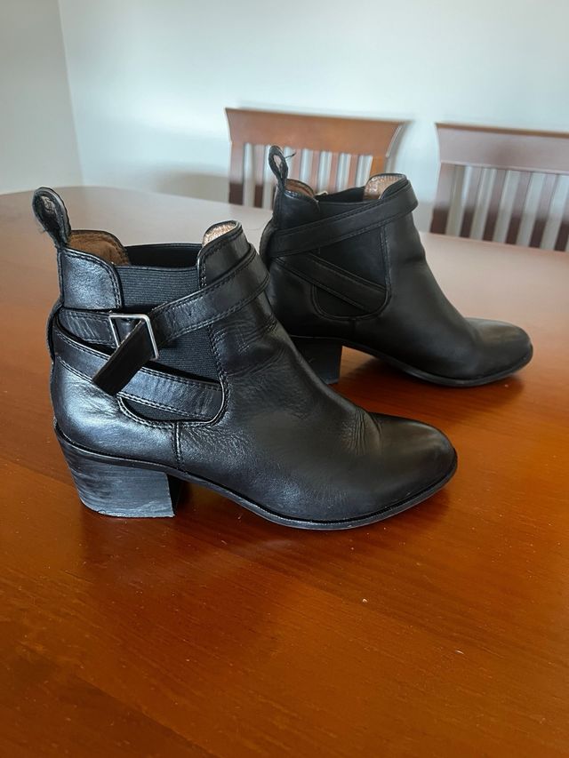 Botines Bimba y Lola Piel Negros