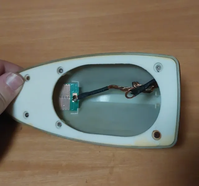 Aleta de tiburón (antena) negra